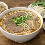 Cách nấu bún bò Huế